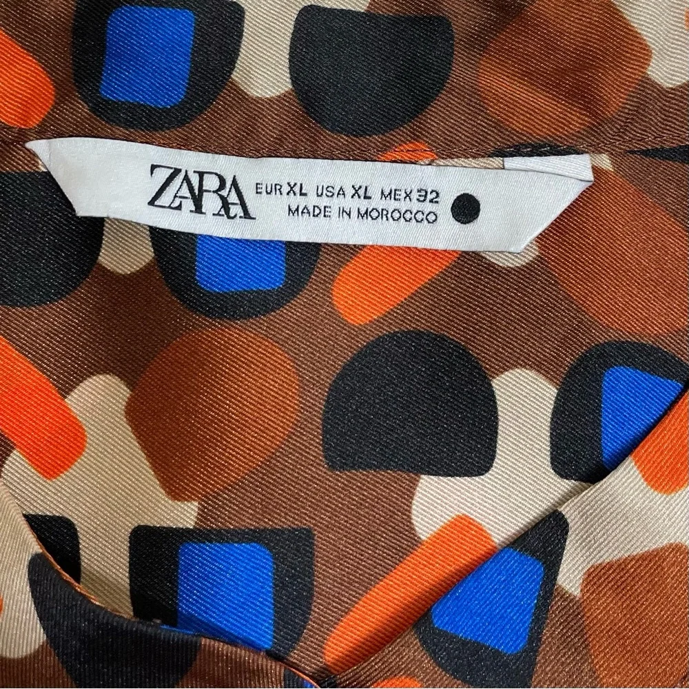 Zara Multicolor Geometric Blouse - Picture 3 of 13